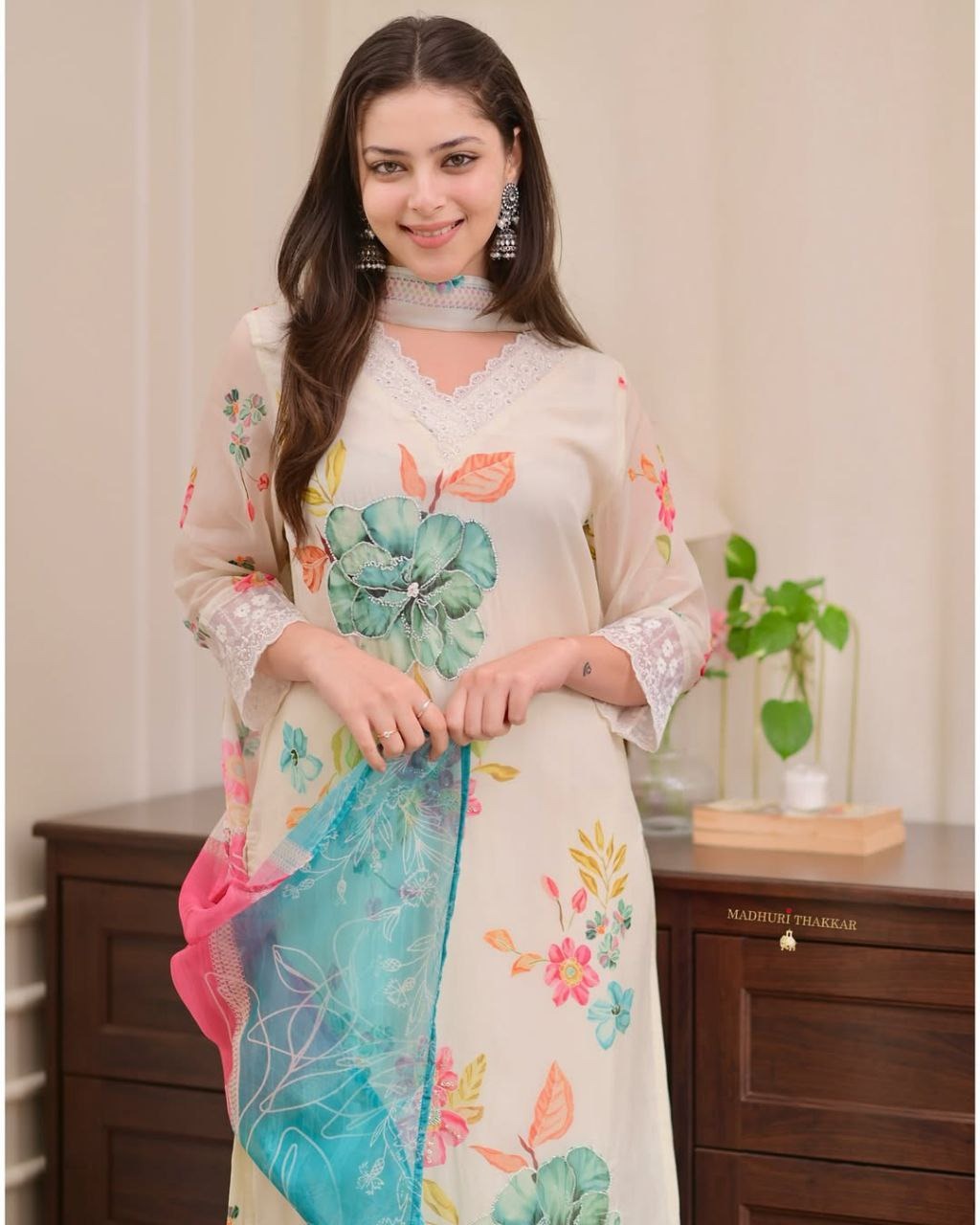 KURTI