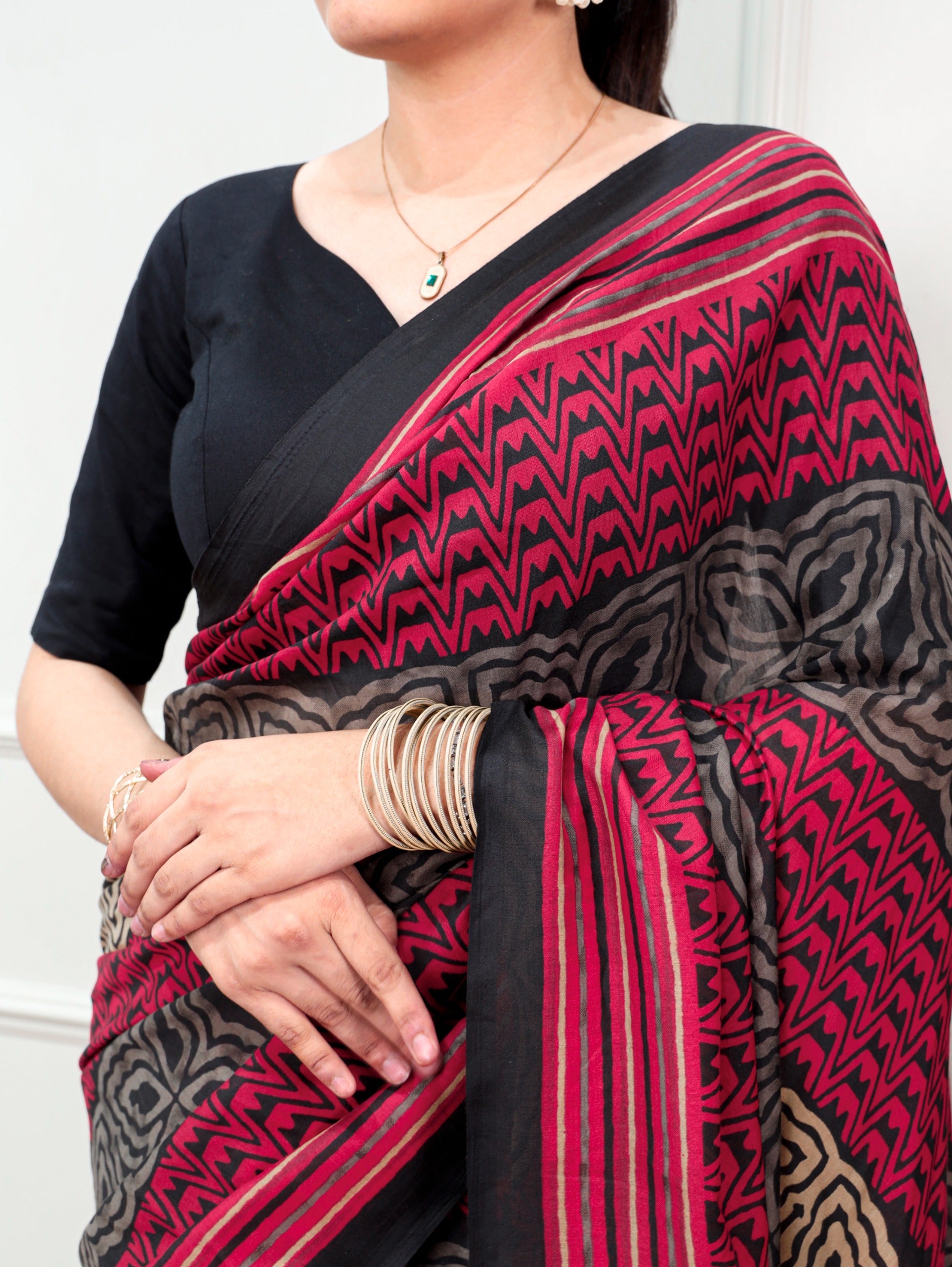 Poly Mal Cotton Printed Saree – YUTIKA-01.550SS