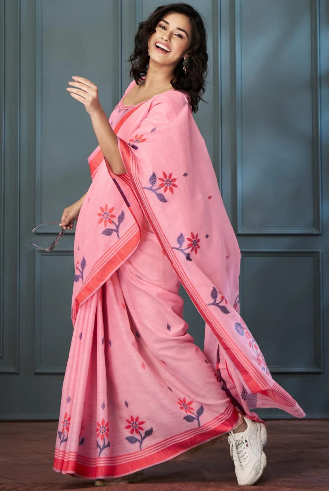 Plain Linen Digital Print Saree – MG665.560SS