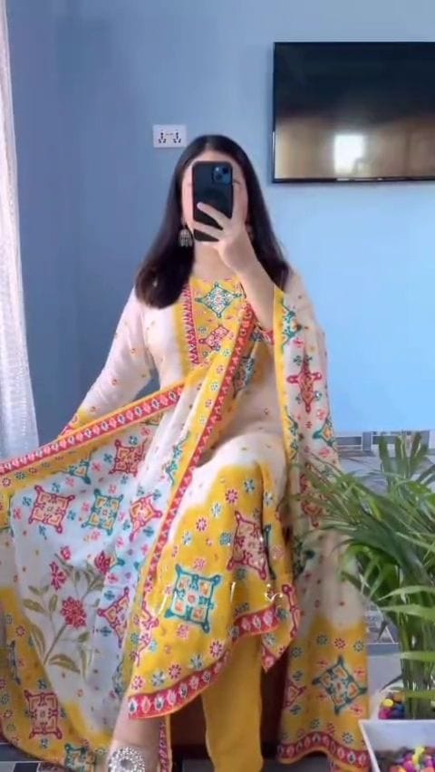 Premium Maslin Embroidered Suit Set with Original Mirror Work & Dupatta | Festive Ethnic Wear for Women.ssf1050