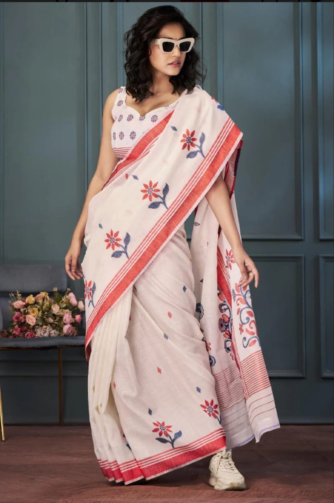 Plain Linen Digital Print Saree – MG665.560SS