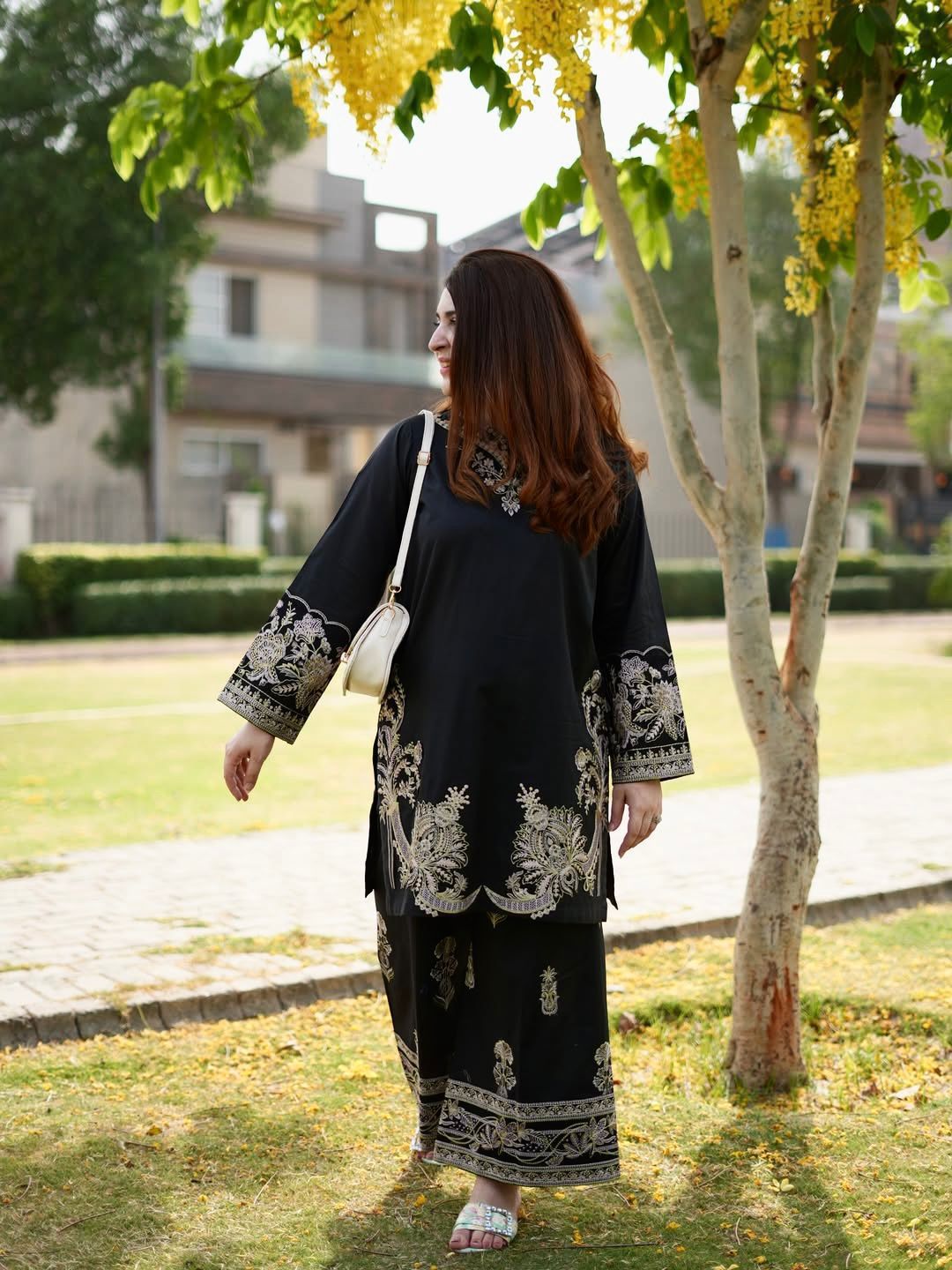 Elegant Black Muslin Cotton Embroidered Kurti Palazzo Set for Women – Premium Co-Ord Set_ssvf(LC 1392)