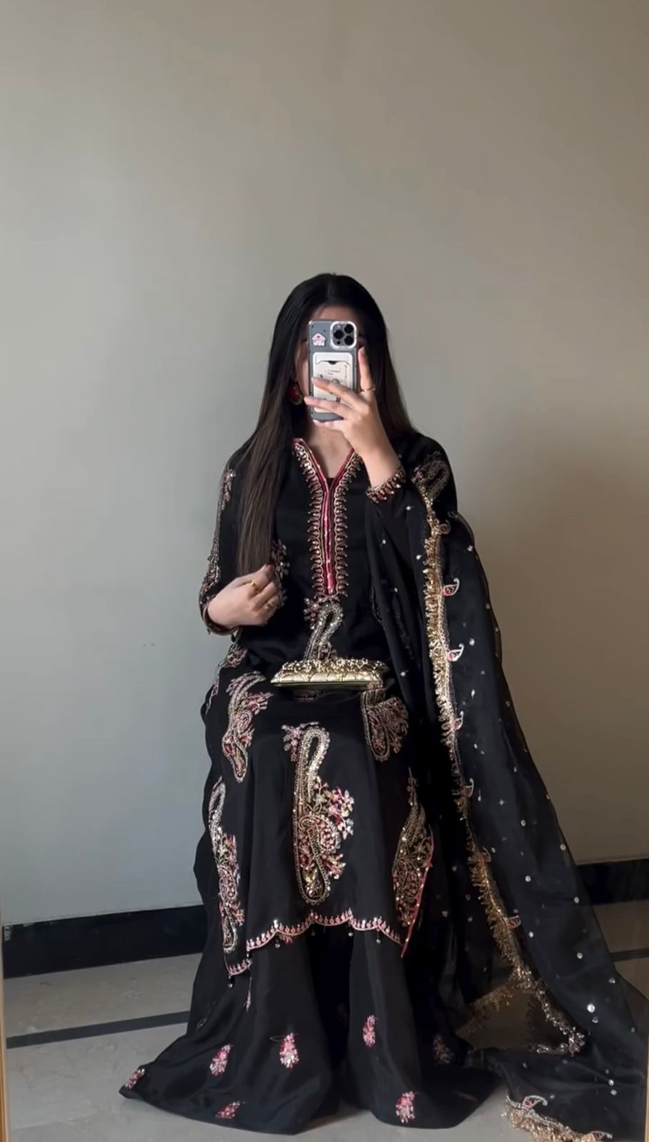 Heavy Chinon Embroidered Kurti Plazzo Set ssvf_jf035.1149
