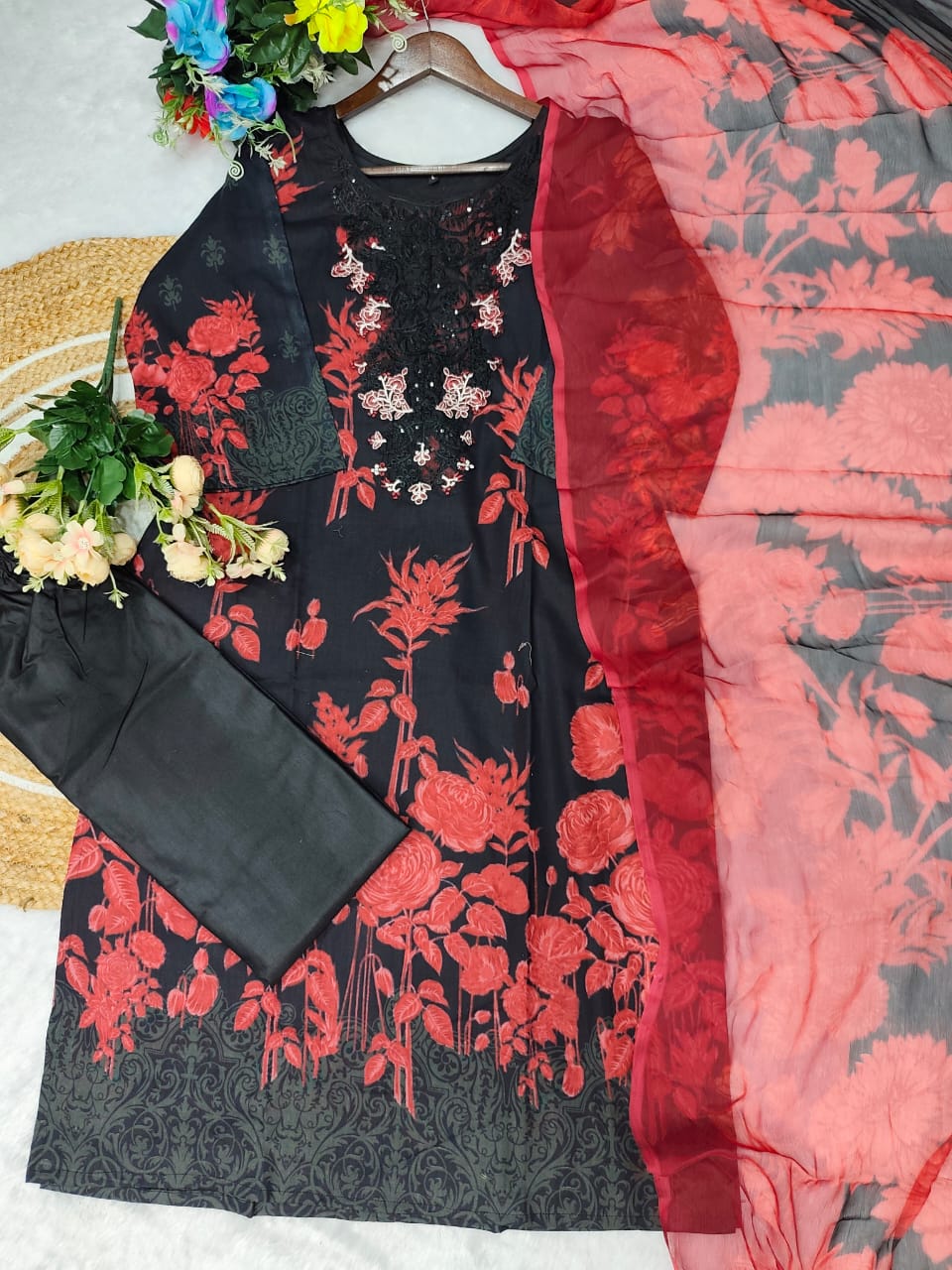 Pakistani Print Cotton Kurti Pant Dupatta Set with Embroidery Sequence Work (YD-71-ssvf.950)