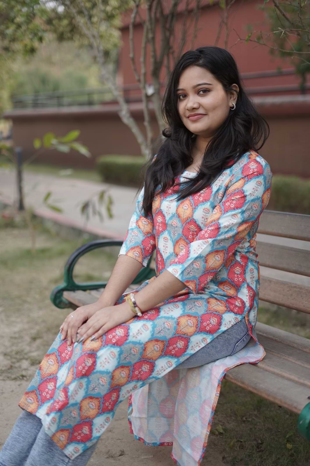 Premium Rayon Slub Floral Printed Women’s Kurti – Soft, Comfortable & Stylish (S to XXL)