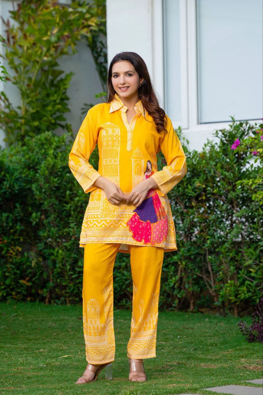 Trendy Abstract Printed Muslin Silk Co-ord Set with Cotton Lining – Vibrant & Stylish