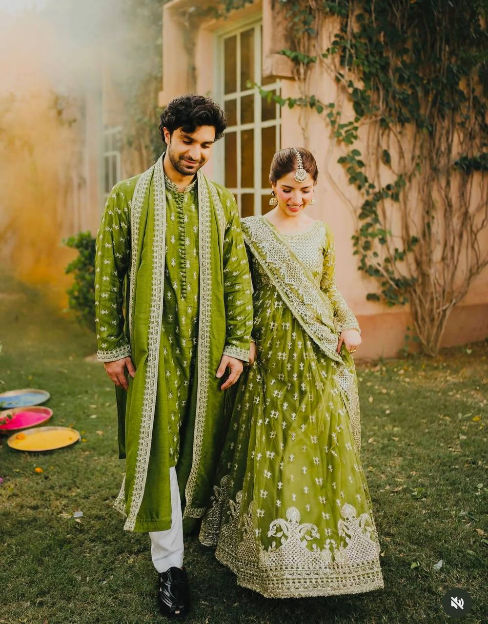 Pure Fox Georgette Embroidered Gown Set I DNo.1364