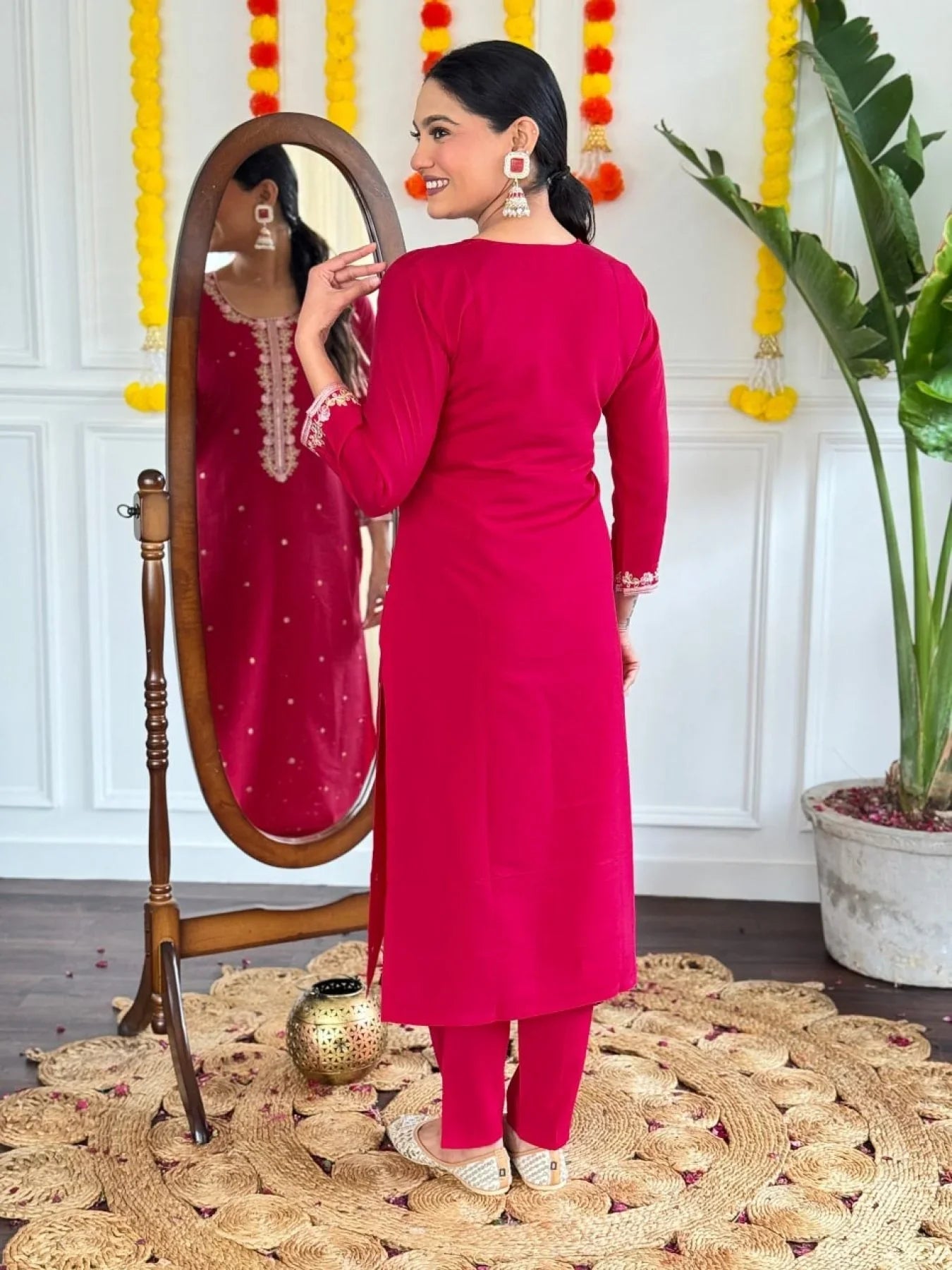 Stay Stylish And Comfortable With This Beautifully Embroidered Suit Set At Wholesale Rates