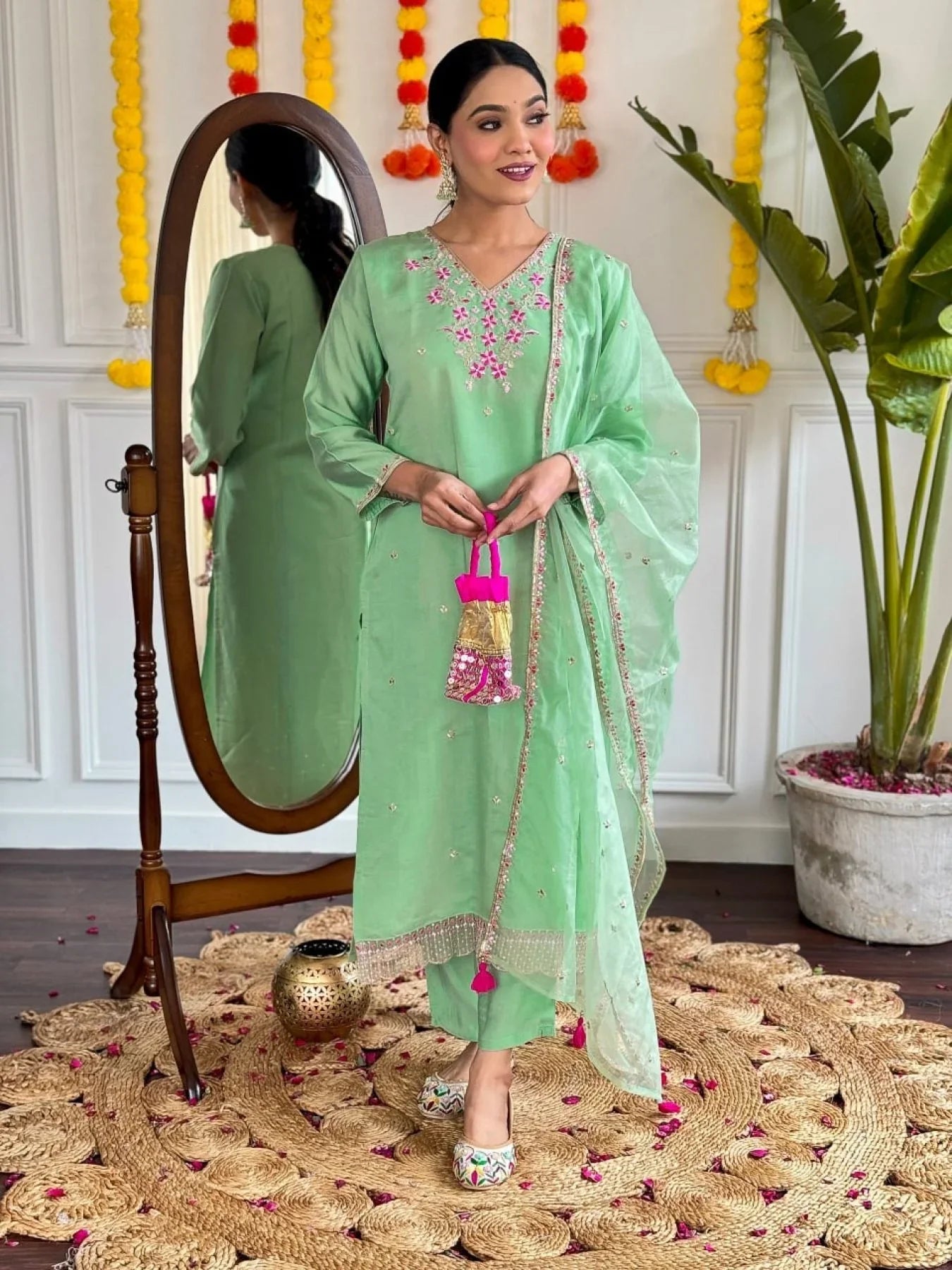 Women’s Embroidered Straight Kurta Set – Premium Viscose Chanderi Ethnic Wear