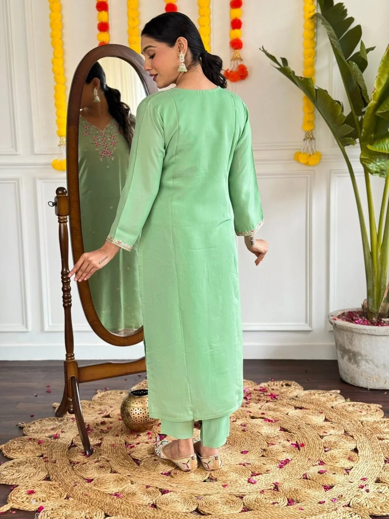 Women’s Embroidered Straight Kurta Set – Premium Viscose Chanderi Ethnic Wear